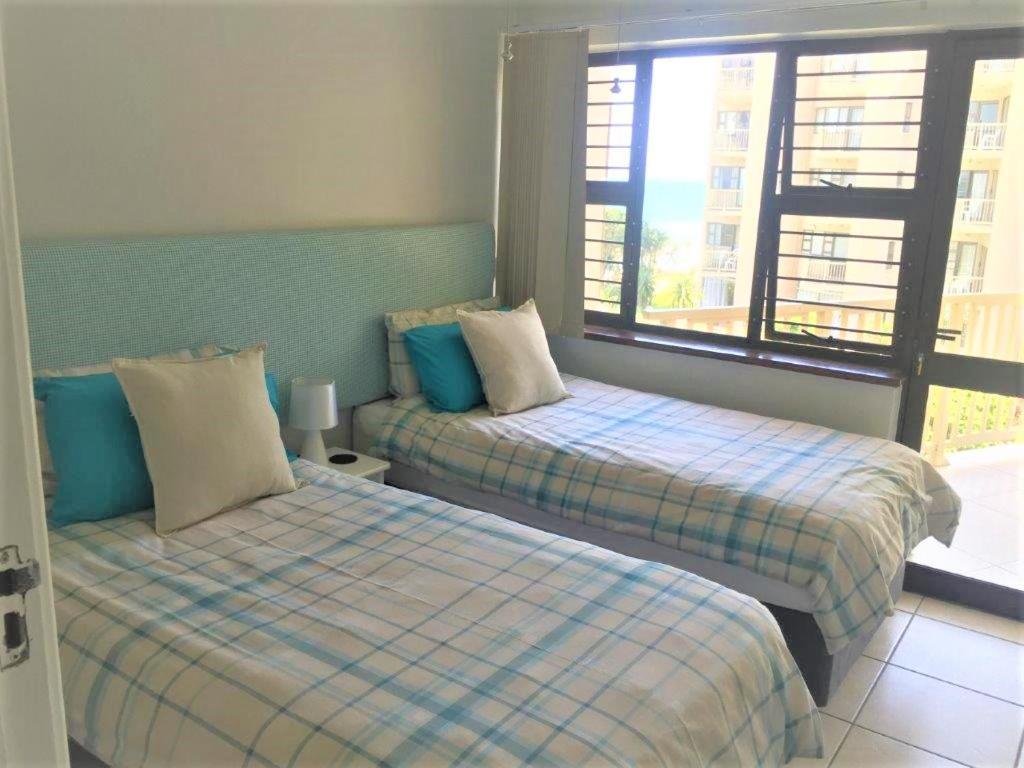 21 Triplex Apartment *