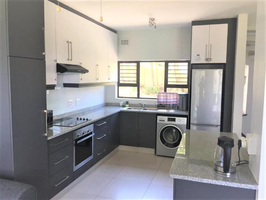 Apartment 21 Triplex
