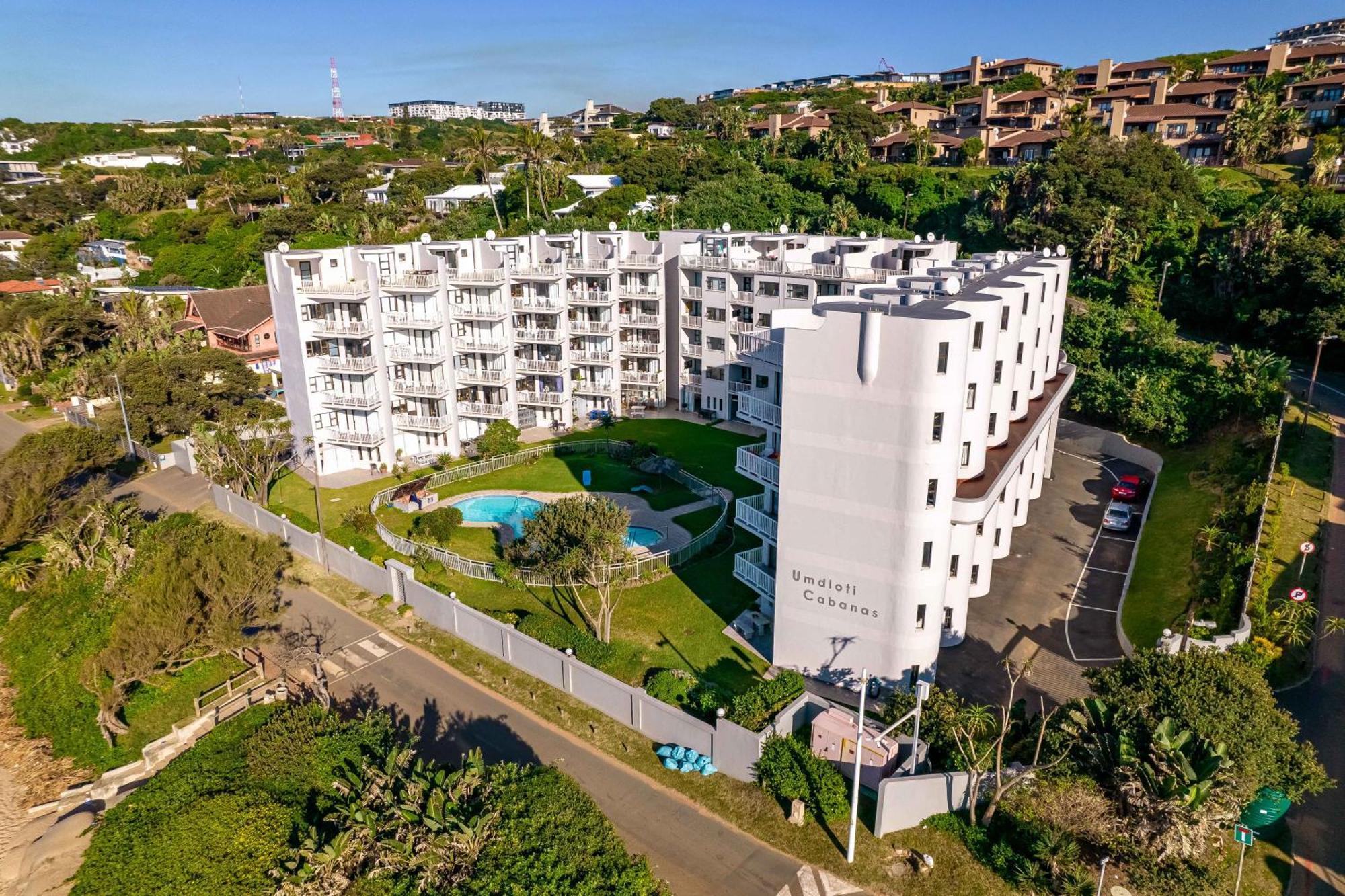 21 Triplex Apartment *