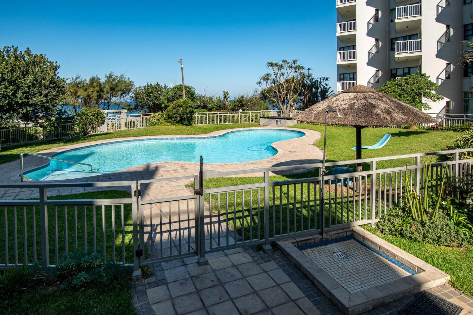 21 Triplex Apartment Umdloti