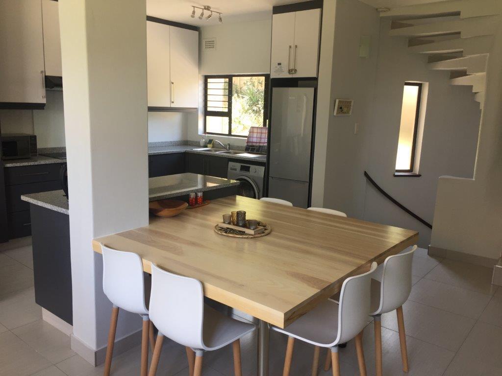 Apartment 21 Triplex *
